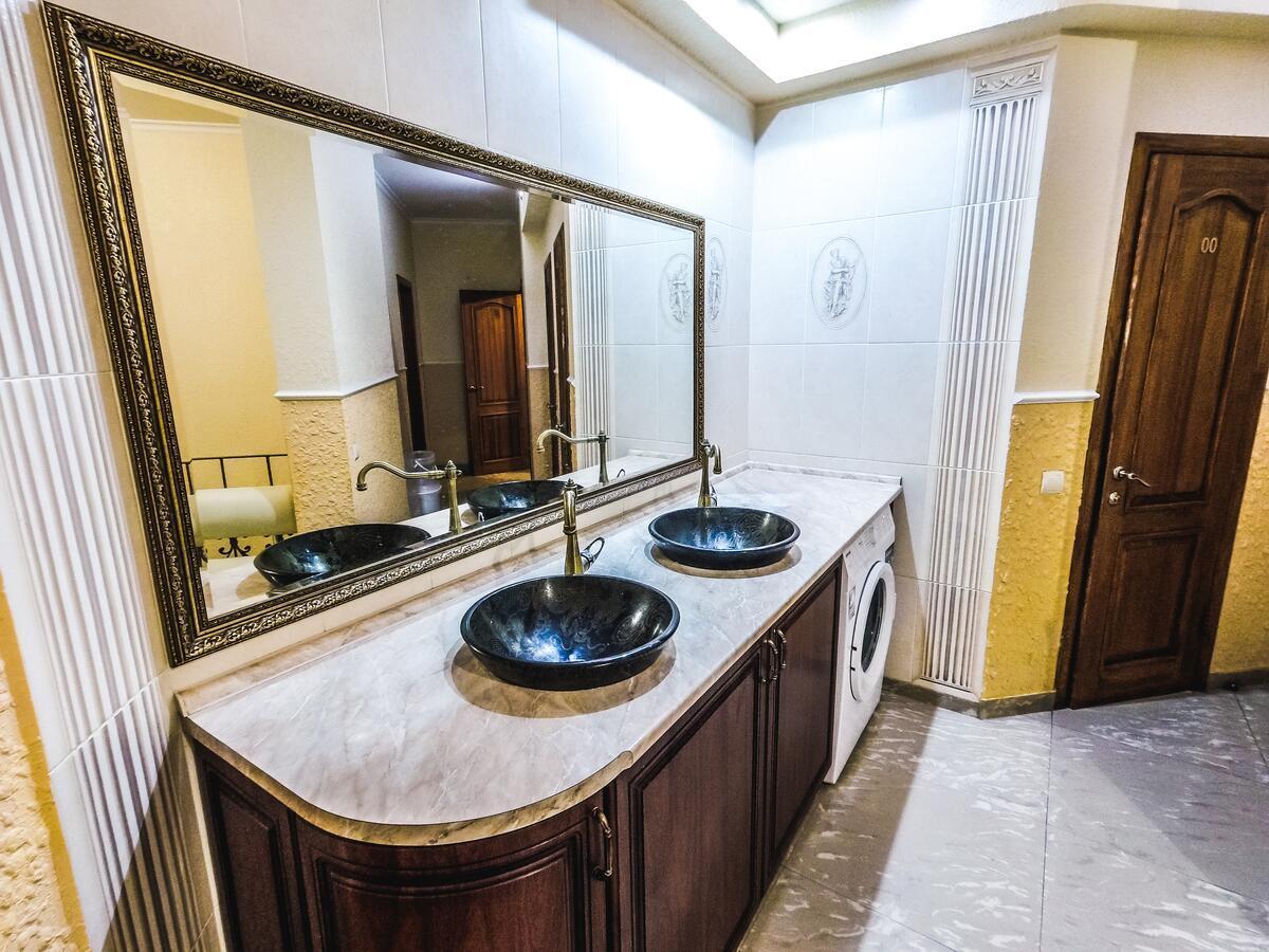 Saperka Hostel Kijev Kültér fotó